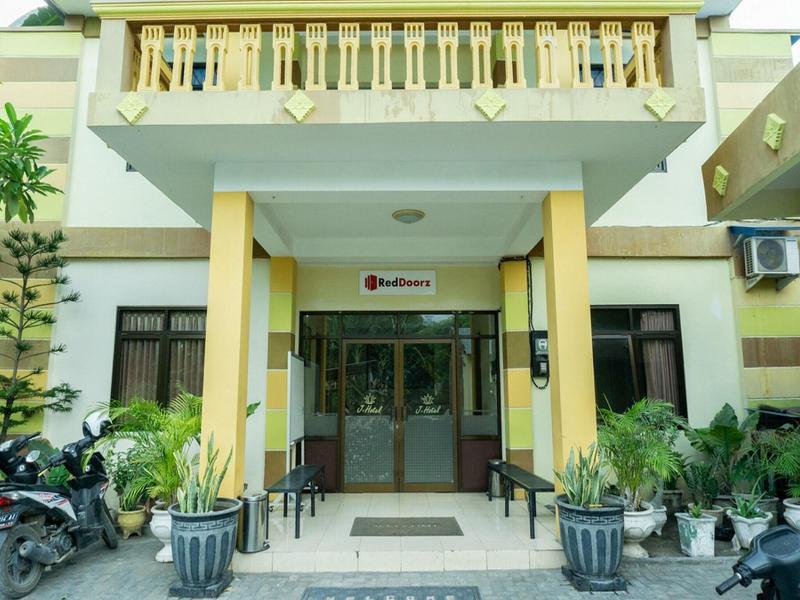 Formerly RedDoorz @ Gatot Subroto Ende