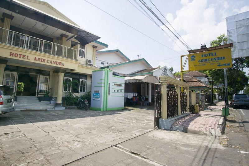 Formerly RedDoorz Syariah @ Jalan Gajah Mada image