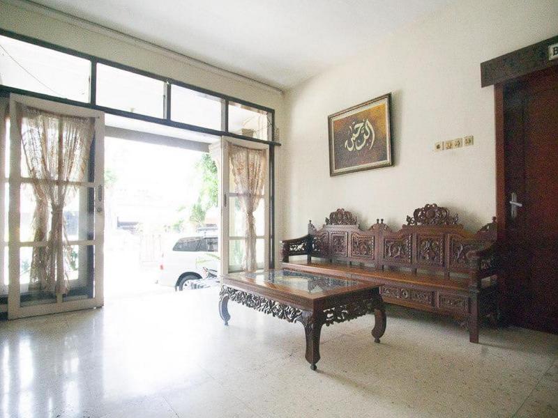 Formerly RedDoorz Syariah @ Jalan Gajah Mada image