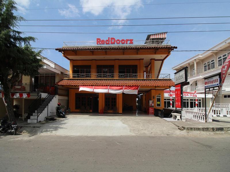 Formerly RedDoorz near Sarangan Lake