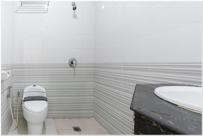 Formerly RedDoorz Plus @ Hertasning Area image