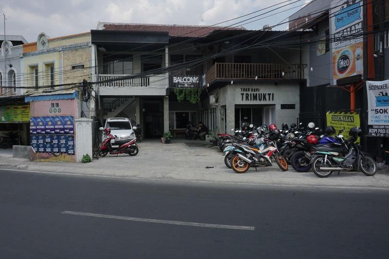 Formerly RedDoorz Hostel @ Borobudur Street — photo 3