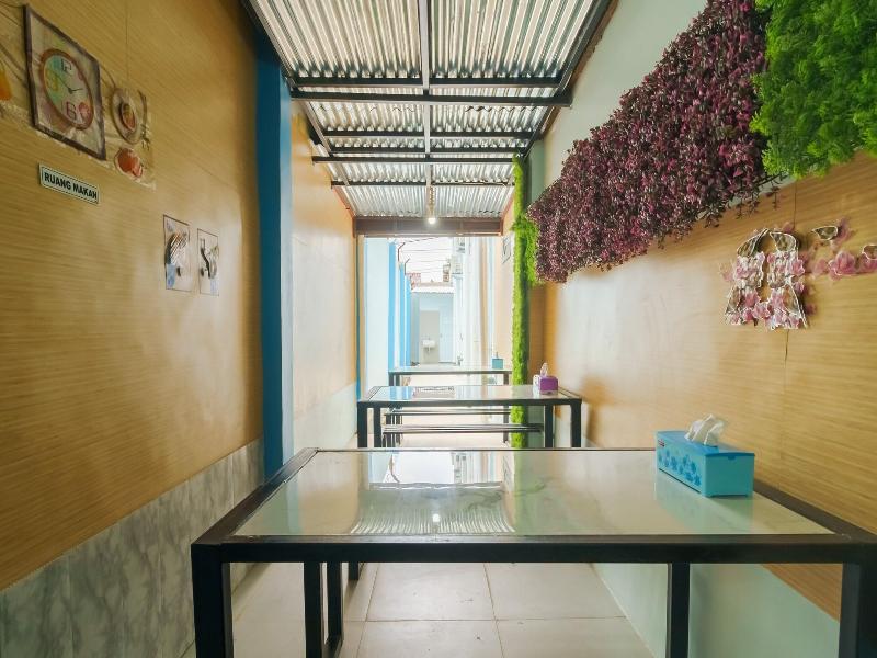 Formerly RedDoorz Plus near Palembang Icon Mall 2