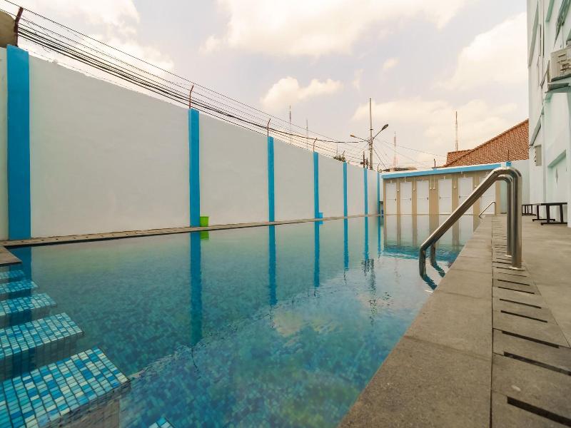 Formerly RedDoorz Plus near Palembang Icon Mall 2