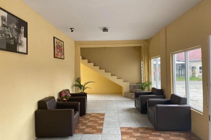 Hotel Warna by ZUZU