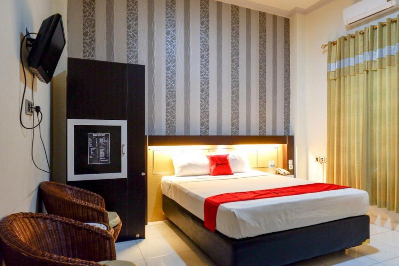 Formerly RedDoorz @ Hotel Bumi Palupy image