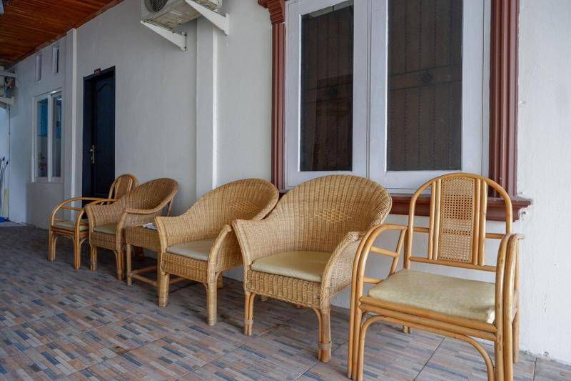 Formerly RedDoorz @ Hotel Bumi Palupy image