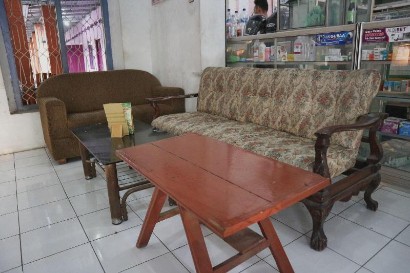 SPOT ON 1972 Aman Family Inn Syariah