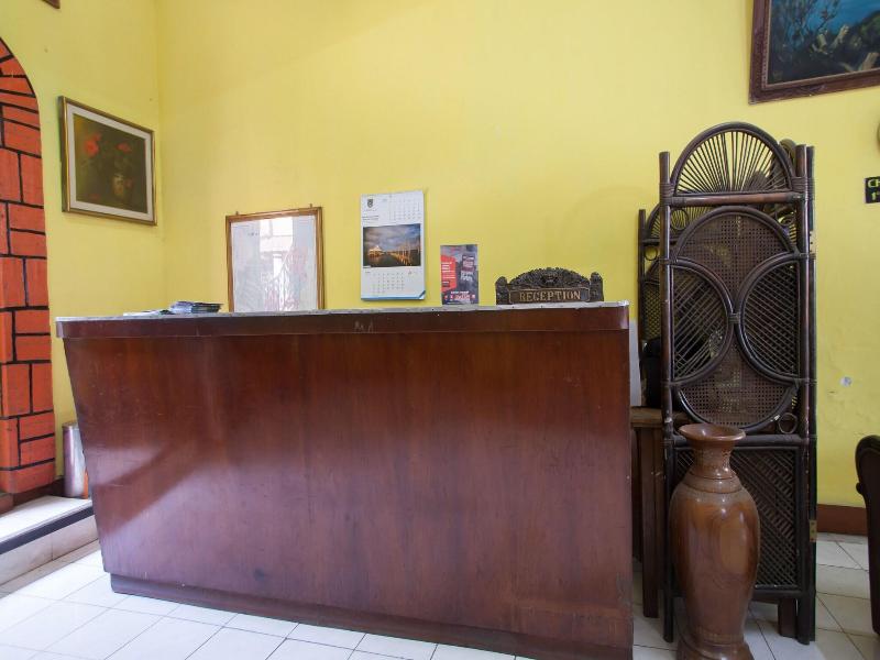 Formerly RedDoorz @ Panglima Sudirman Probolinggo image