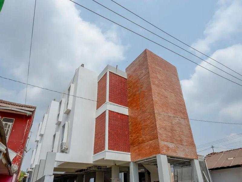 Formerly RedDoorz near RSUD Margono Purwokerto 3