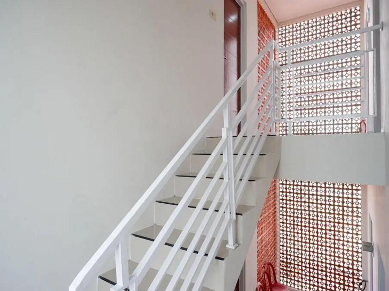Formerly RedDoorz near RSUD Margono Purwokerto 3
