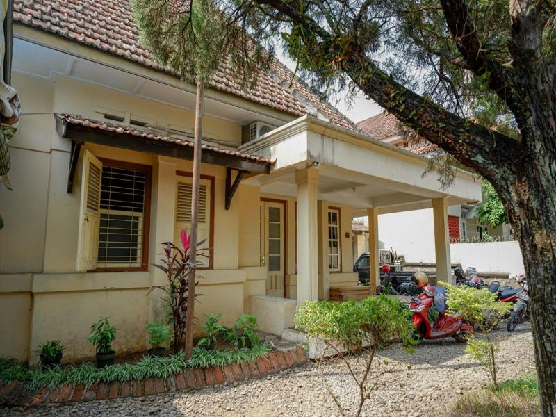 Formerly RedDoorz Syariah Alun Alun Purwokerto