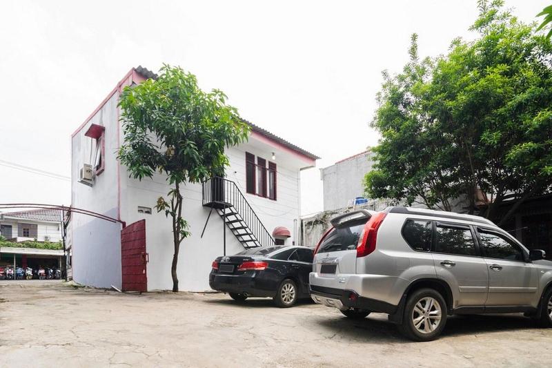 Formerly RedDoorz near Universitas Pamulang image