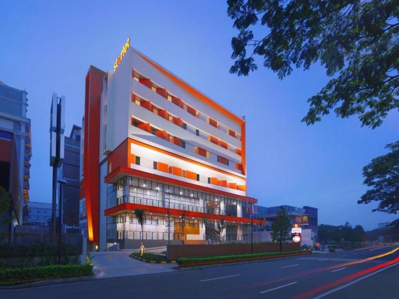Starlet Hotel BSD City image