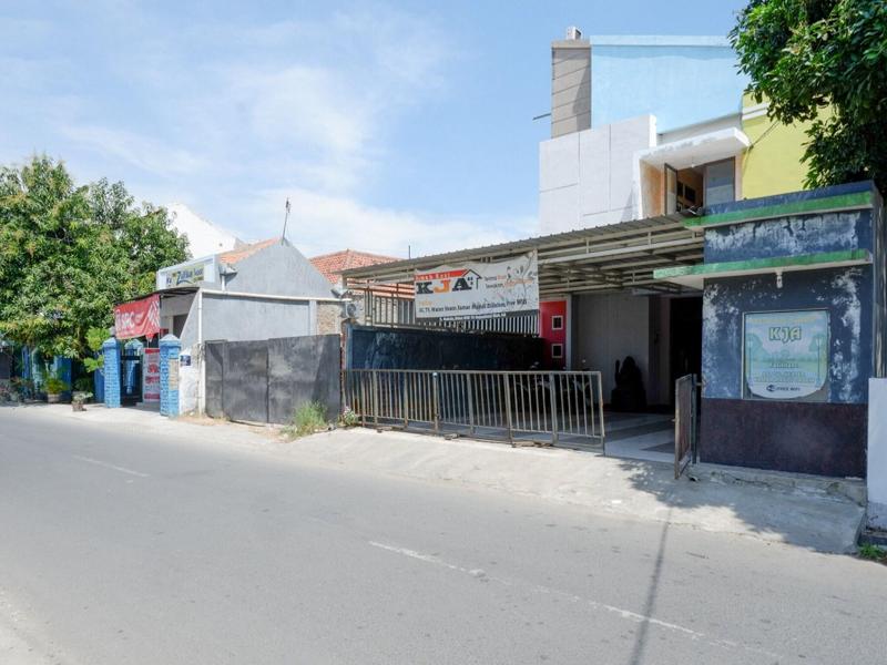 Formerly RedDoorz near GOR Wisanggeni