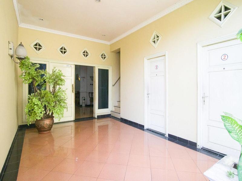 Formerly RedDoorz near Pantai Falajawa Ternate
