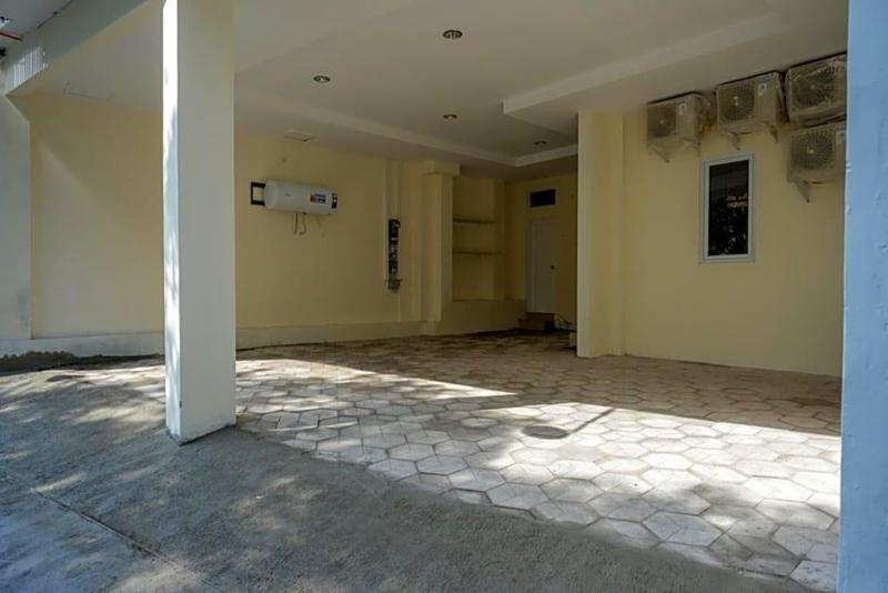 Formerly RedDoorz near Ambarrukmo Plaza Mall image