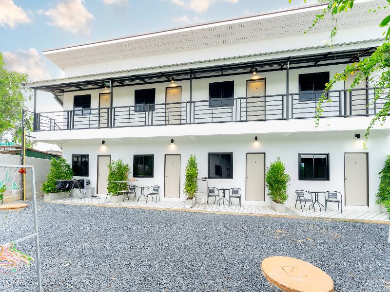 Malinee Resort by ZUZU image