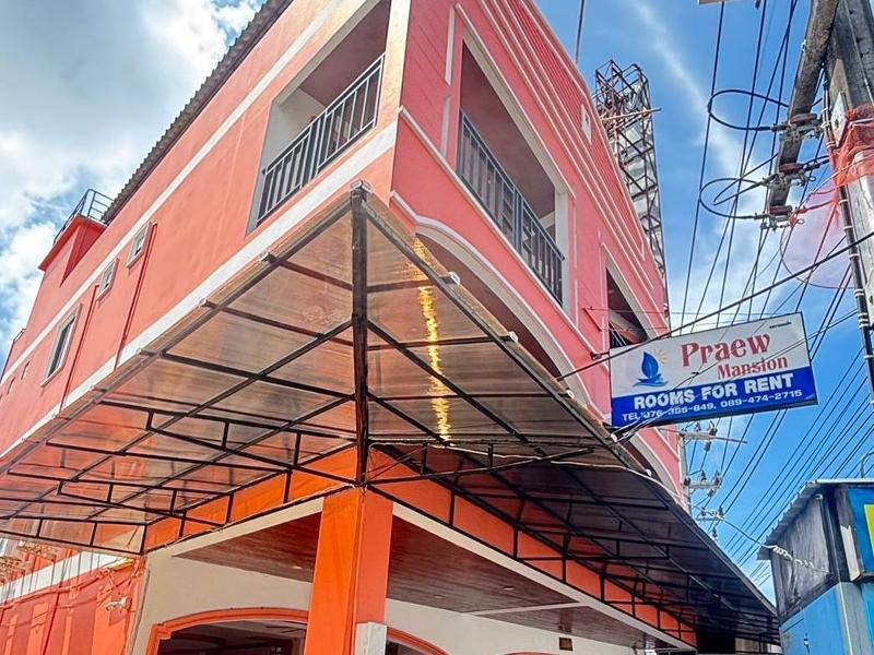 Praew Mansion by ZUZU