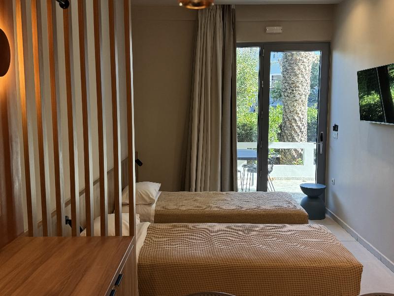 Philoxenia Apartments image