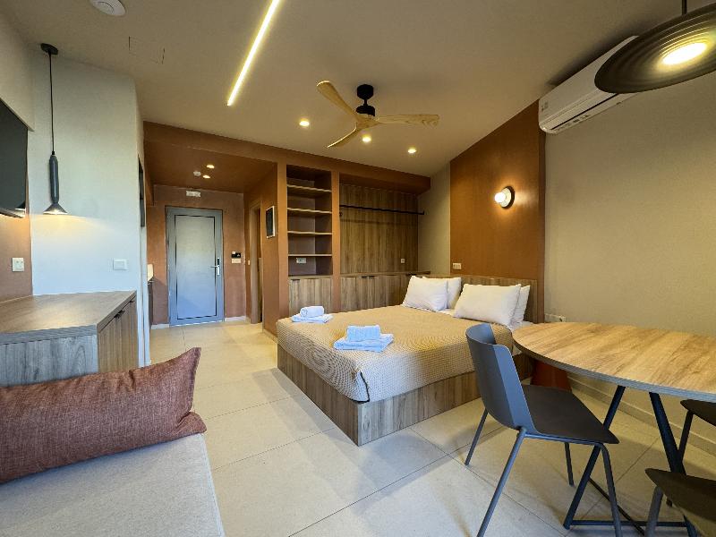 Philoxenia Apartments image