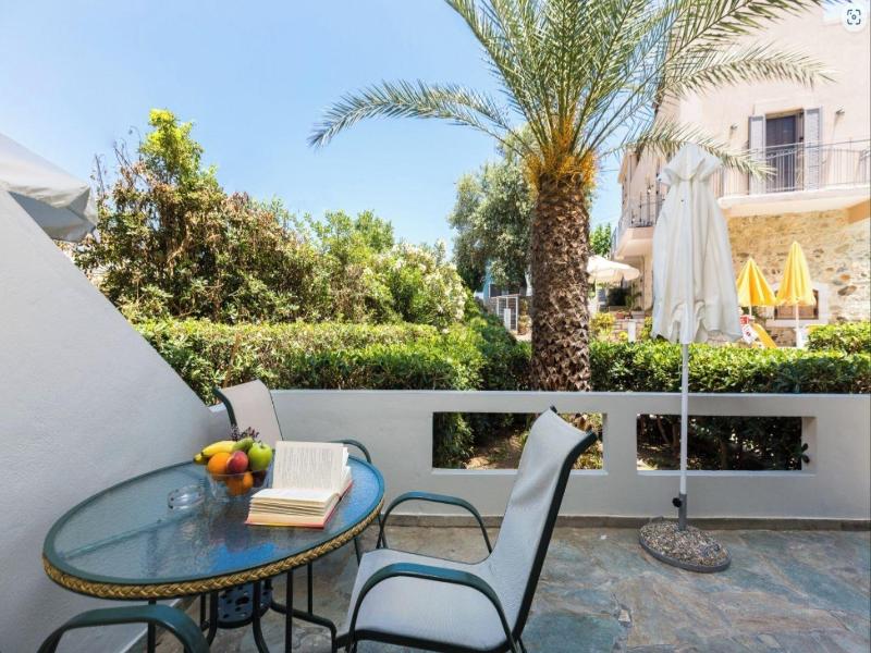 Philoxenia Apartments image