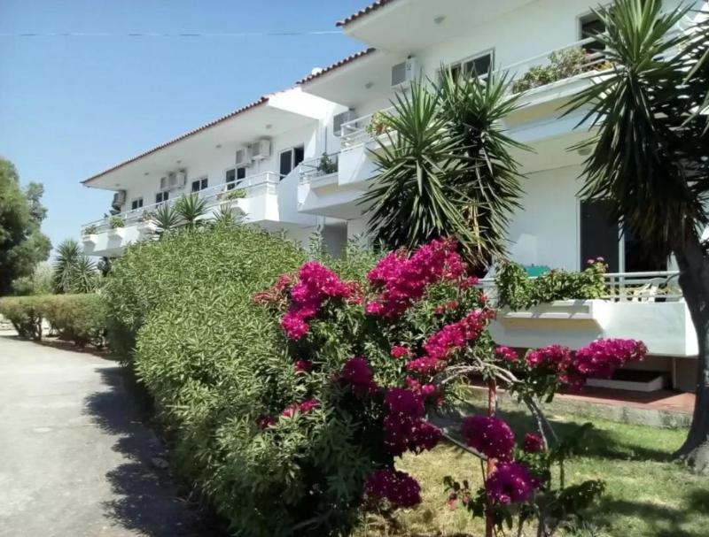 ASTERIAS BAY HOTEL-THEOLOGOS