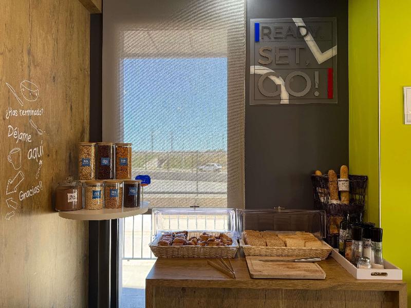 ibis budget Valencia Alcasser image