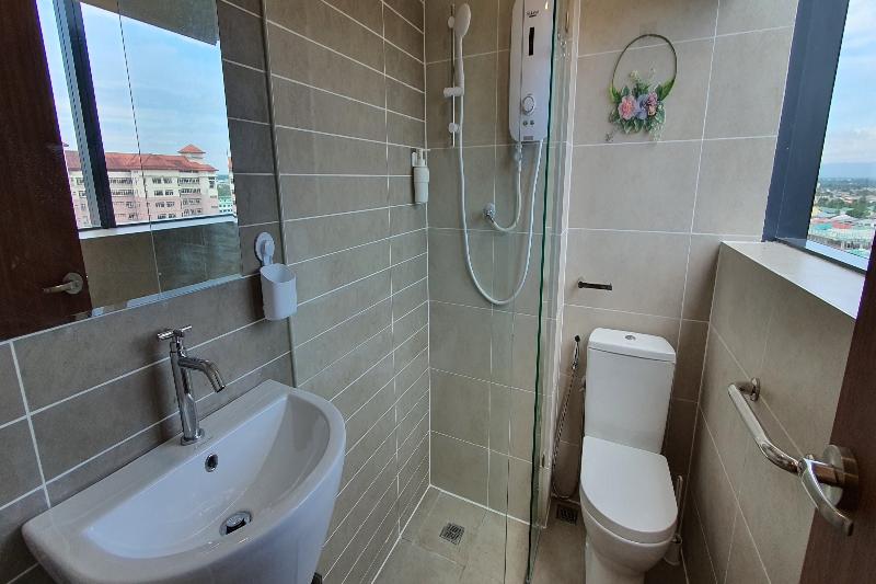 90309 Kozi Square image