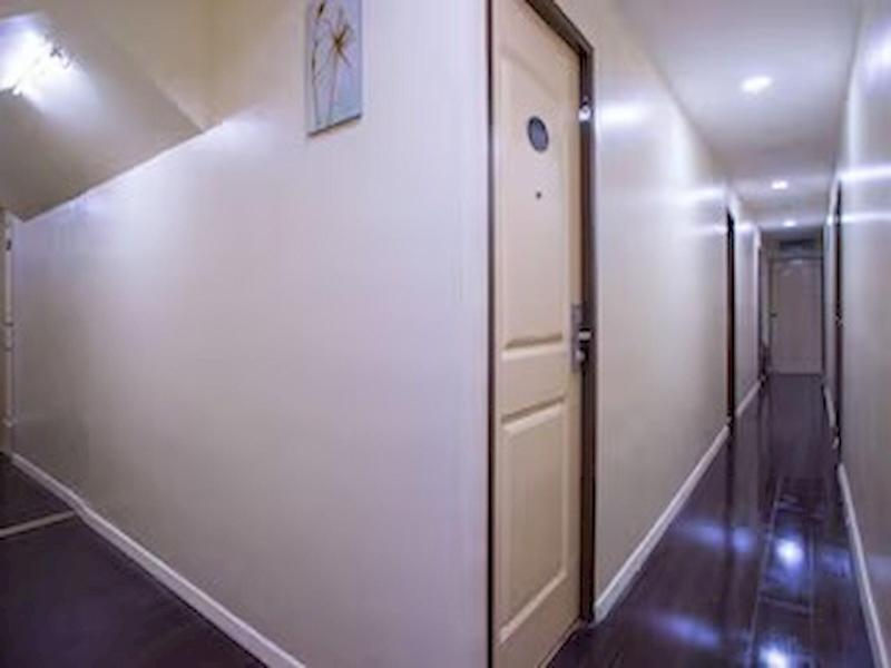 Hotel O Taj (seksyen 13) image