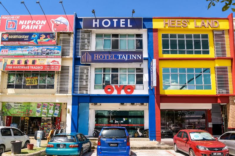 OYO 90282 Hotel Taj (seksyen 7)