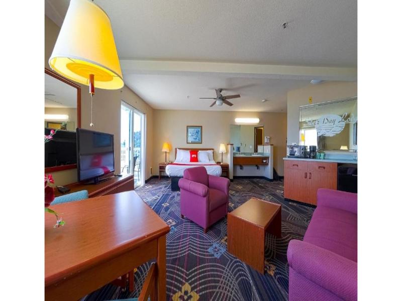 Siletz Bay Beachfront Hotel by OYO Lincoln City image