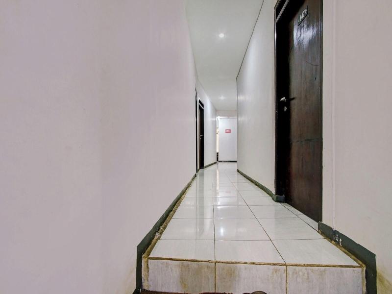 Capital O 90071 Paralayang View image