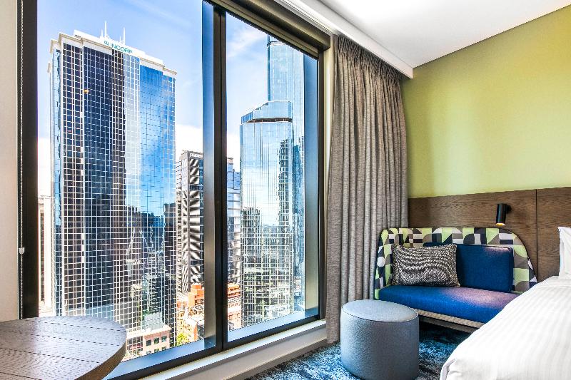 Holiday Inn Express Melbourne Little Collins image