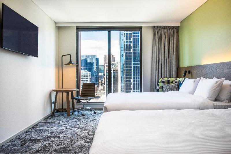 Holiday Inn Express Melbourne Little Collins image