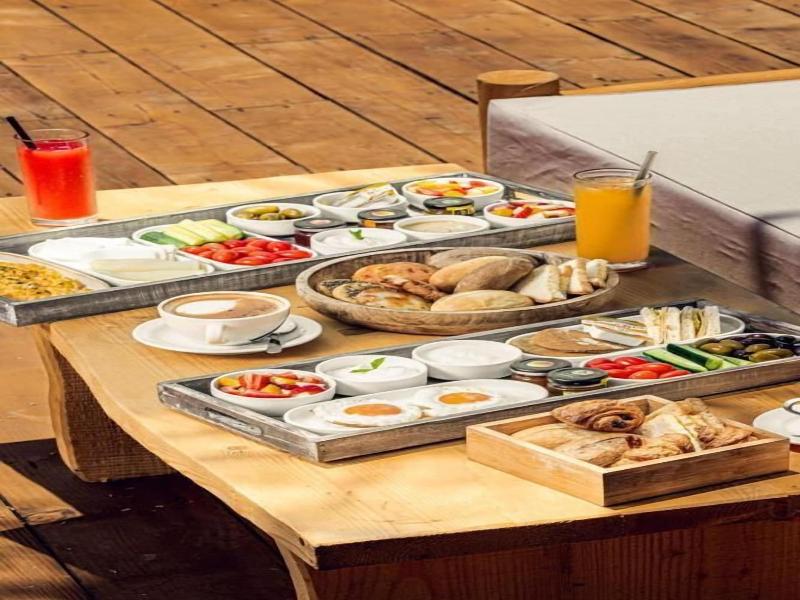 Be Batroun Beach Hotel image