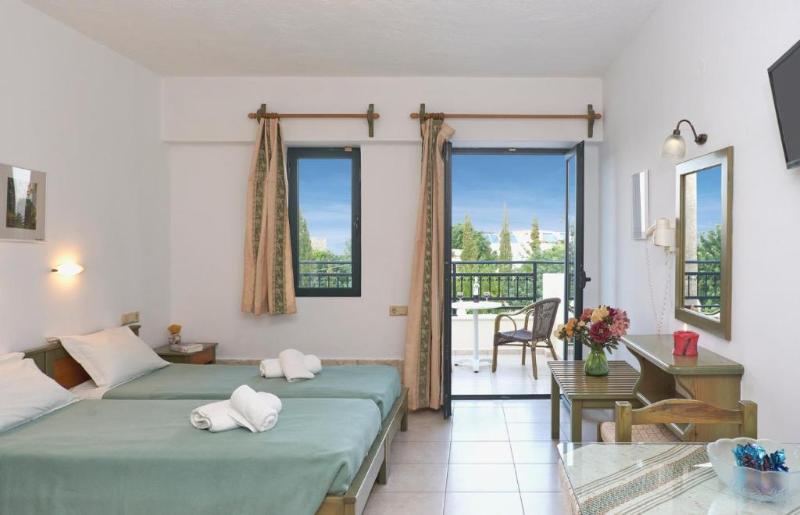Dionysos Hotel Apartments & Studios