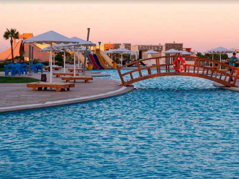 New Eagles Resort & Aqua Park image