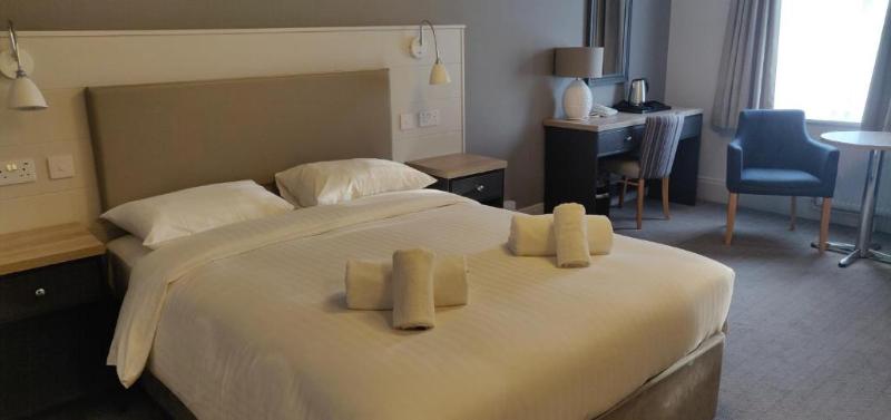 Park Inn by Radisson Bournemouth image
