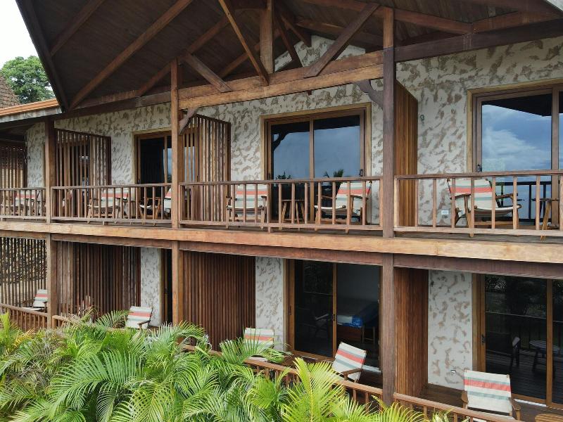 La Coralina Island House image