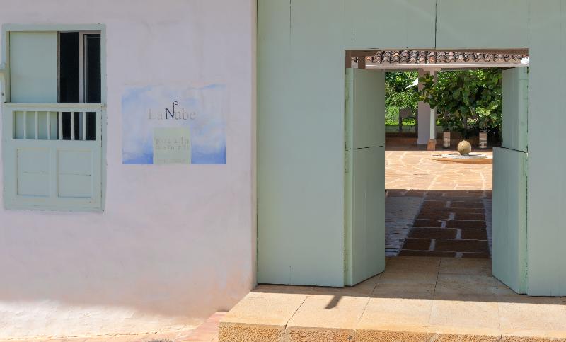 Hotel La Nube Posada image