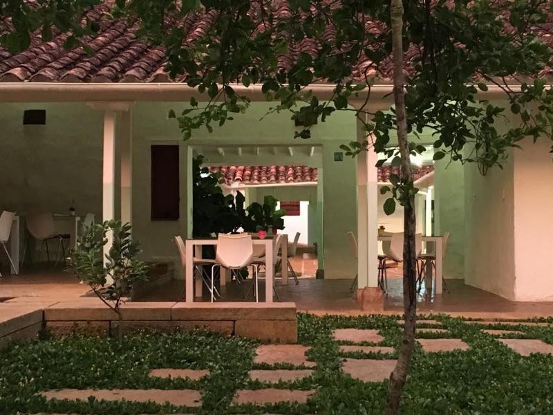 Hotel La Nube Posada image