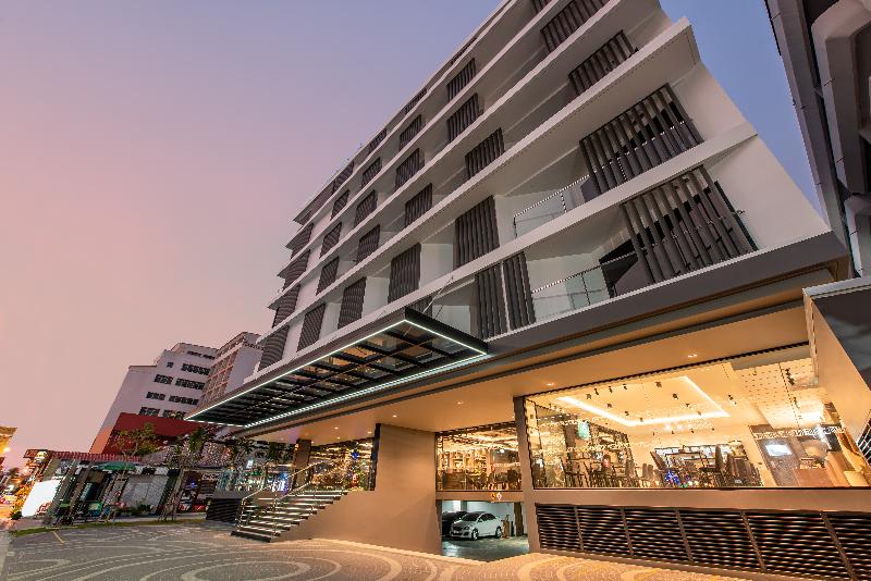 Blackwoods Hotel Pattaya