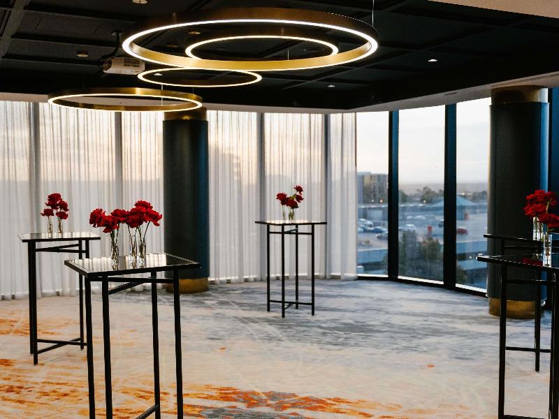 Mercure Melbourne Doncaster image