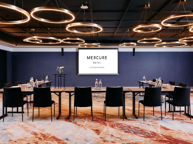 Mercure Melbourne Doncaster image