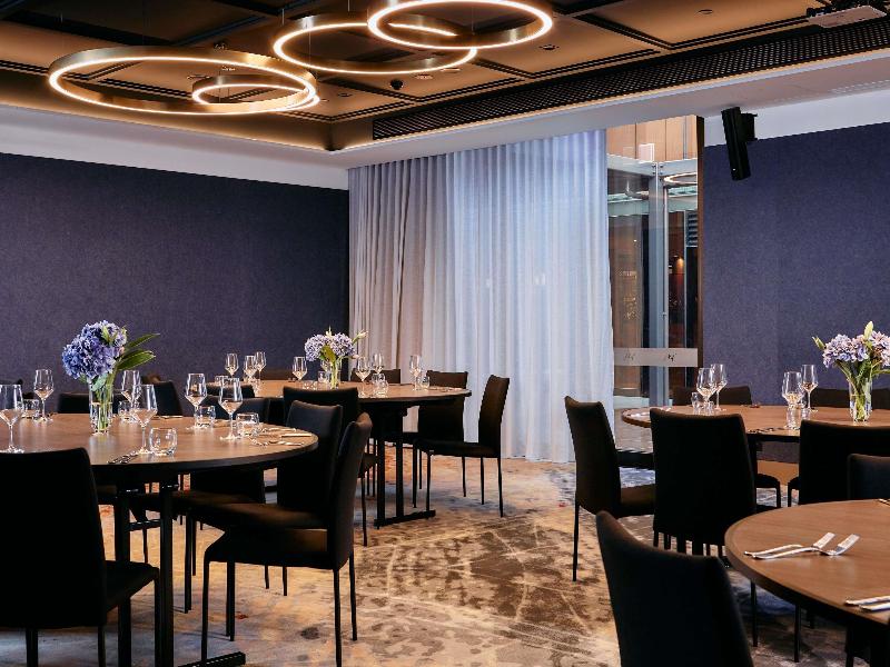 Mercure Melbourne Doncaster image