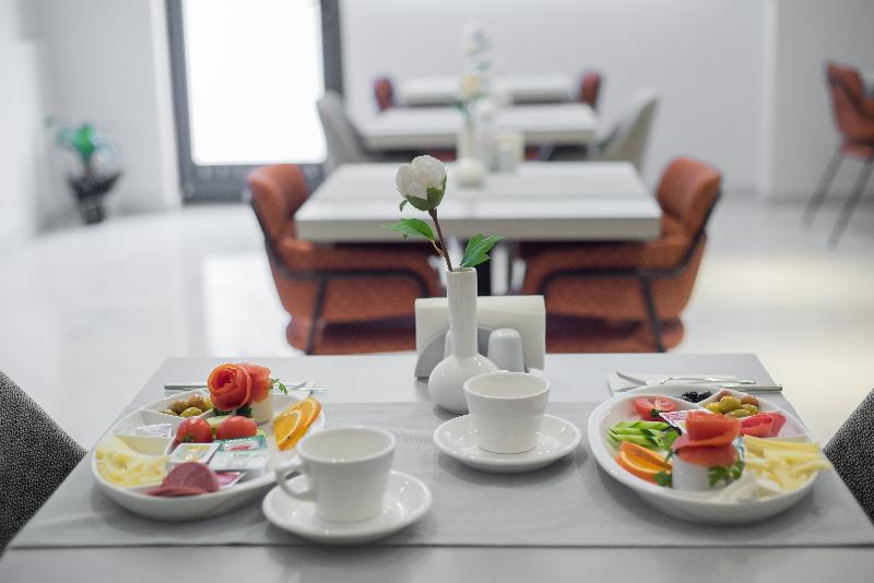Dovv Hotel