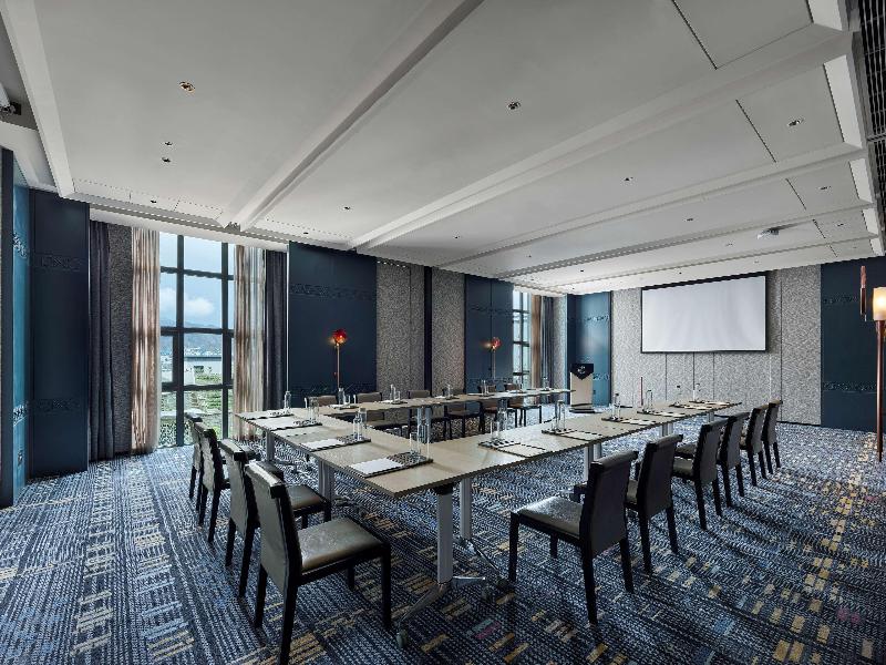 Hilton Shigatse image