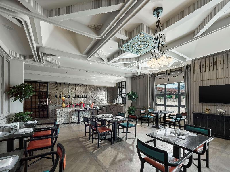 Hilton Shigatse image