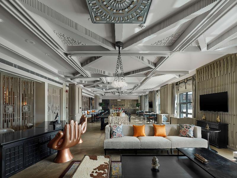 Hilton Shigatse image